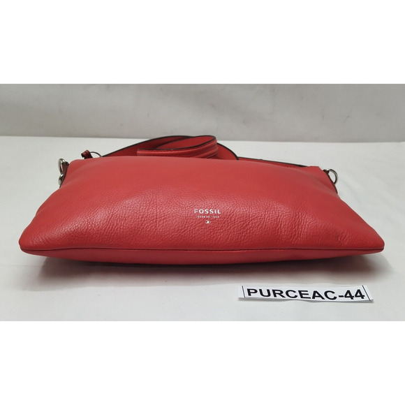 Fossil Red Leather Credit Card Slots Zipper Closure Crossbody Bag - Picture 8 of 16